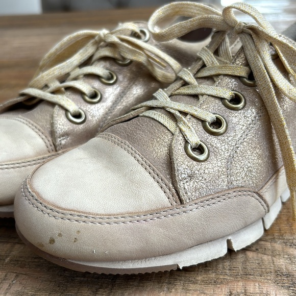 Paul Green Rose Gold and Pink leather Sneaker - Picture 4 of 11